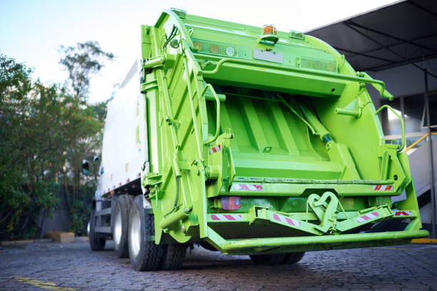 Best Yard Waste Removal  in Prattville, AL